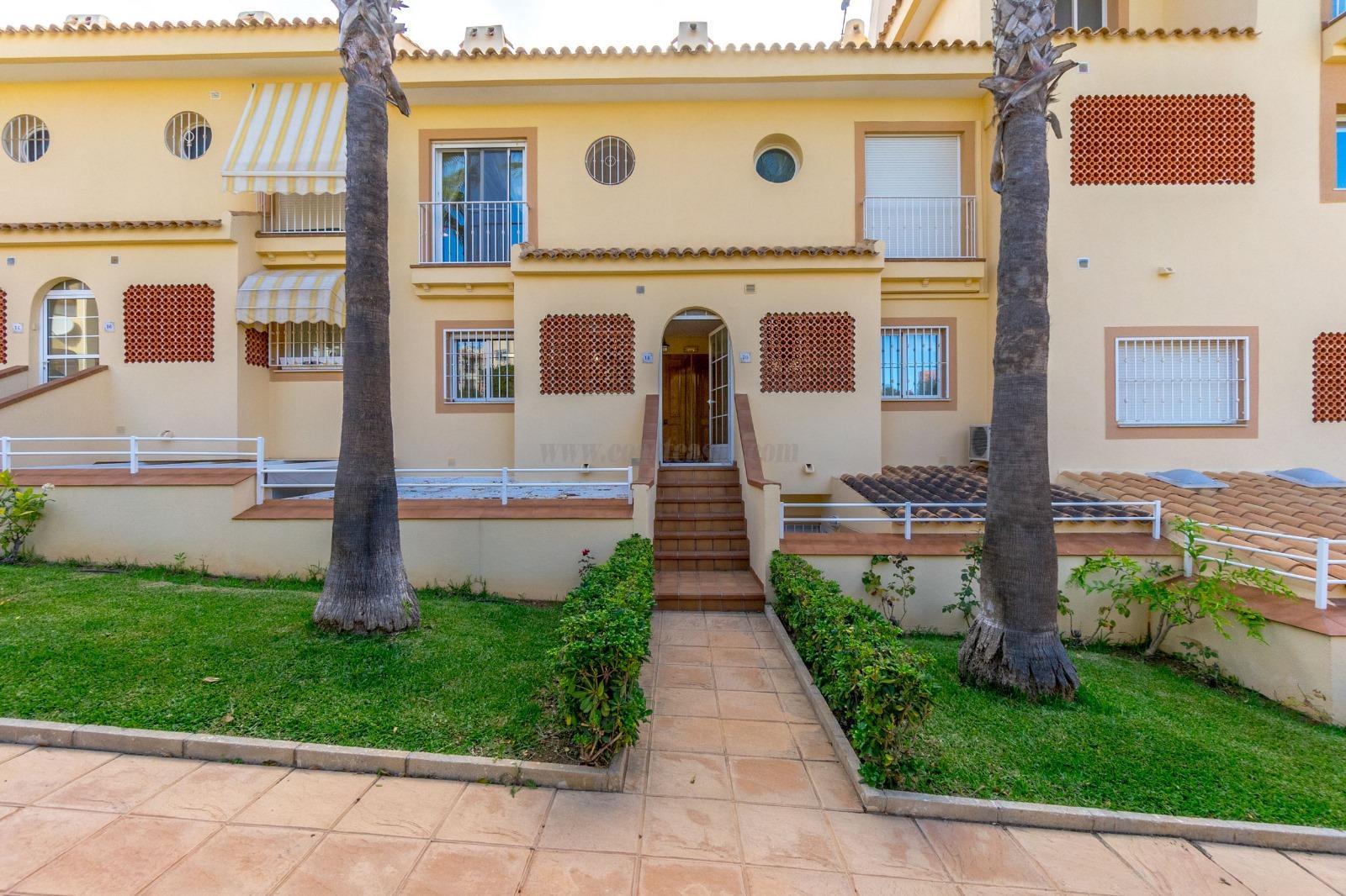 For sale of apartment in Orihuela Costa