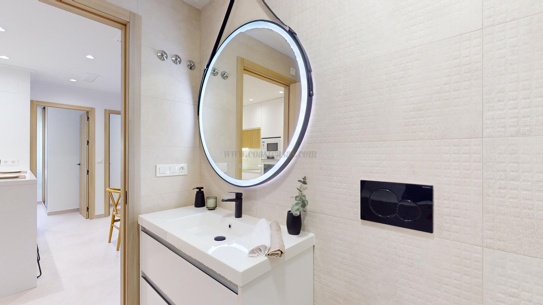 For sale of apartment in Guardamar del Segura