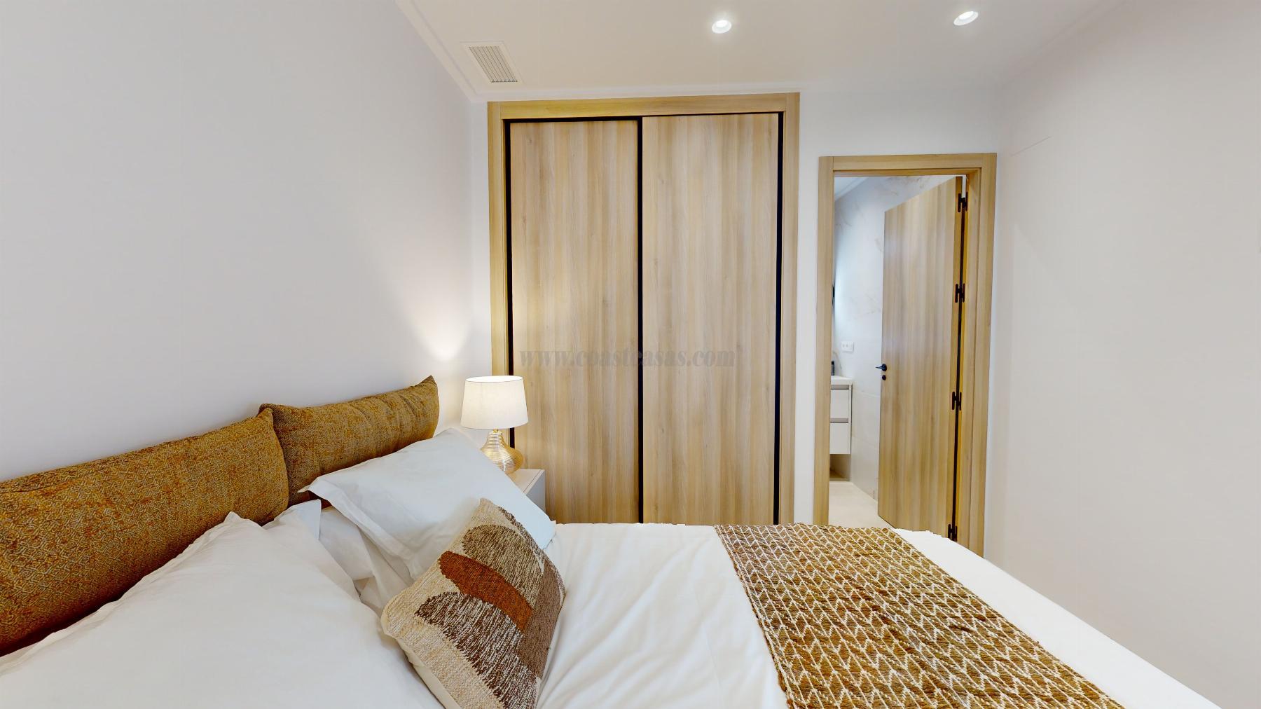 For sale of apartment in Guardamar del Segura