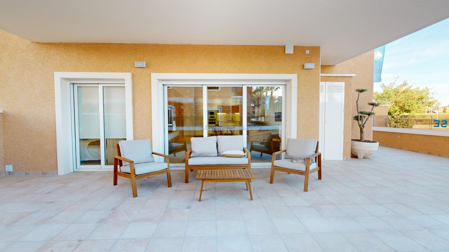 For sale of apartment in Guardamar del Segura