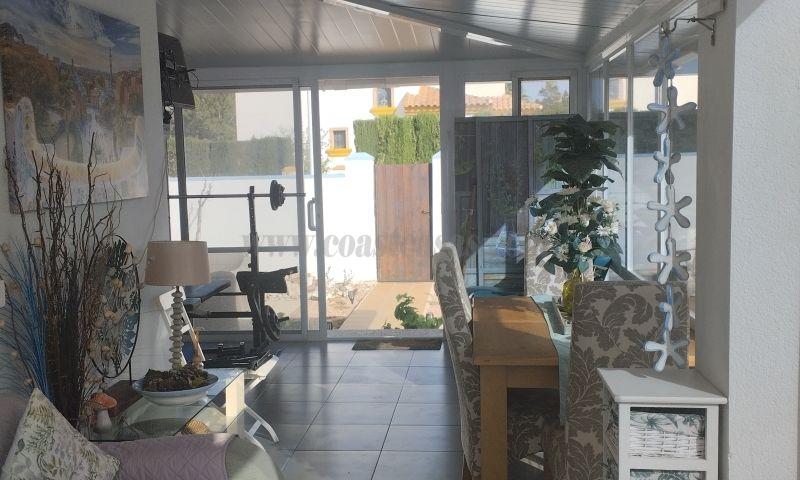 For sale of villa in Hondón De Las Nieves