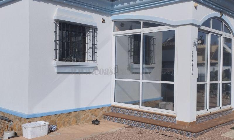 Zu verkaufen von villa in
 Hondón De Las Nieves