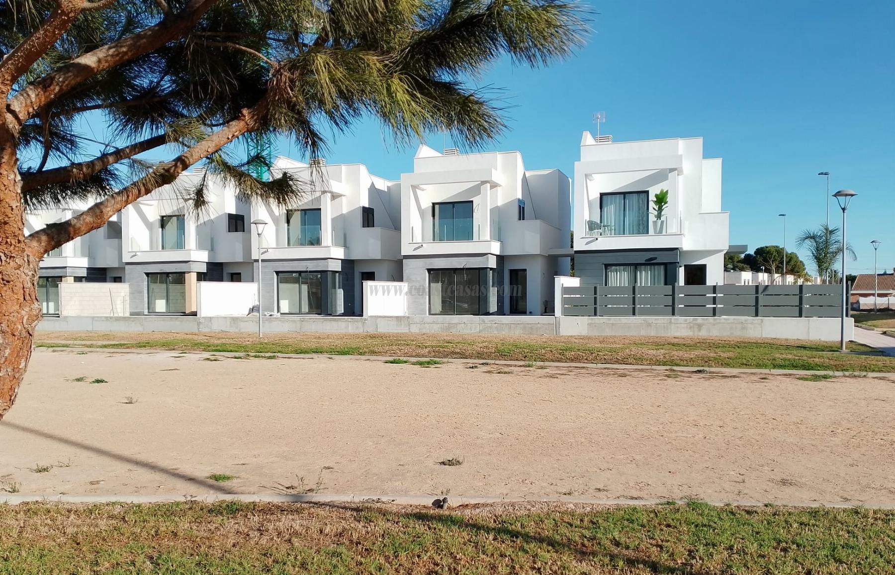 For sale of chalet in San Javier