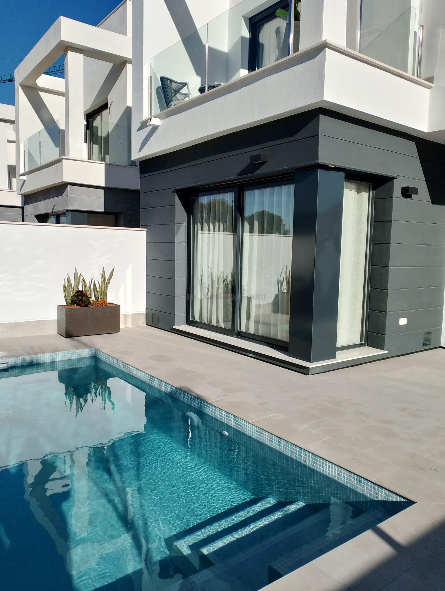 For sale of chalet in San Javier