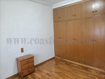 For sale of villa in Elche