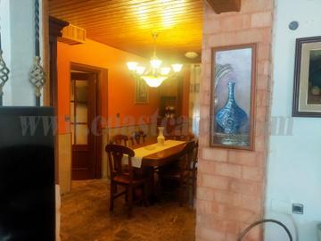 For sale of villa in Elche