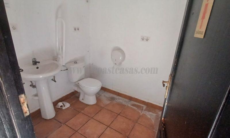 For sale of commercial in Orihuela Costa