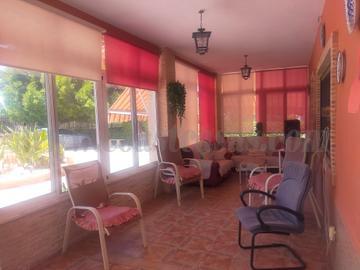 For sale of villa in Elche