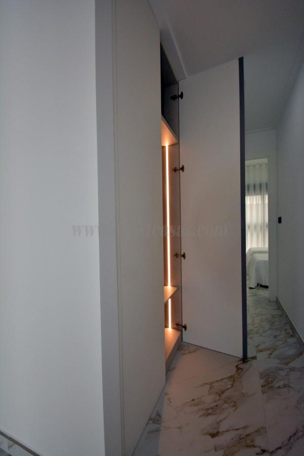 For sale of apartment in Guardamar del Segura