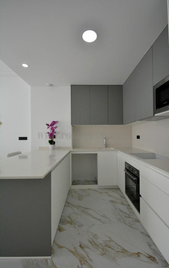 For sale of apartment in Guardamar del Segura