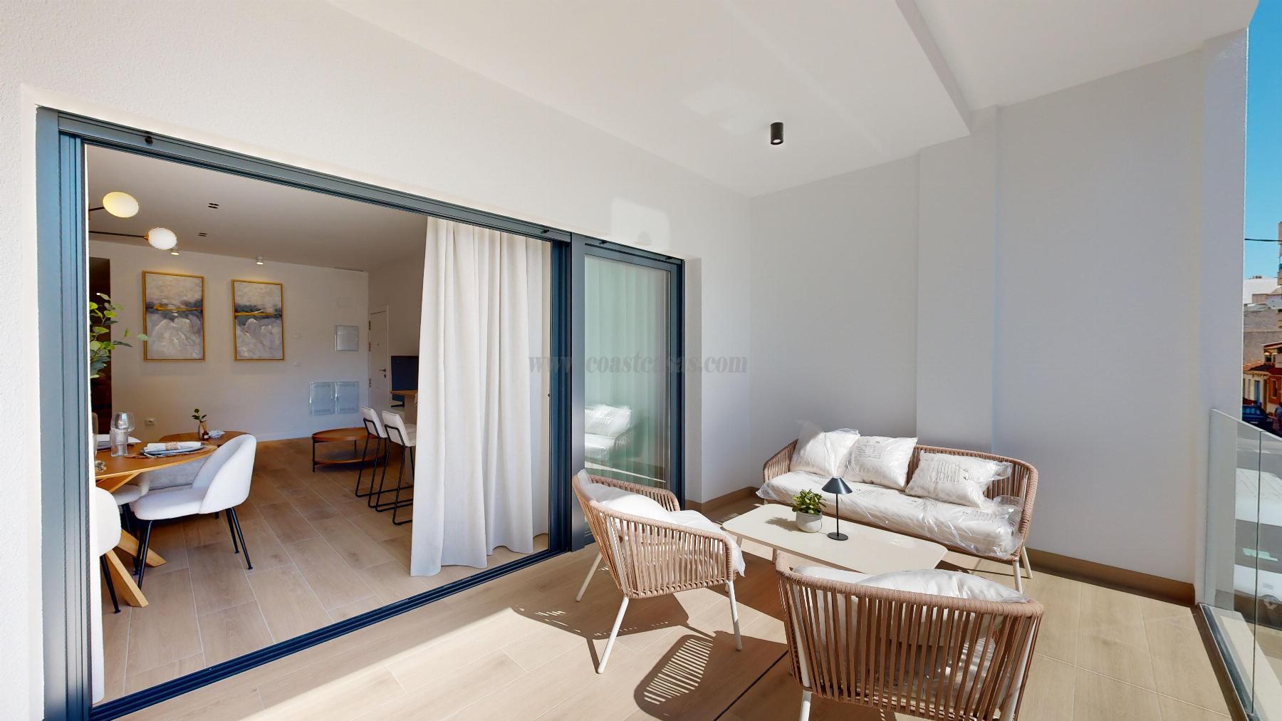 For sale of apartment in Guardamar del Segura