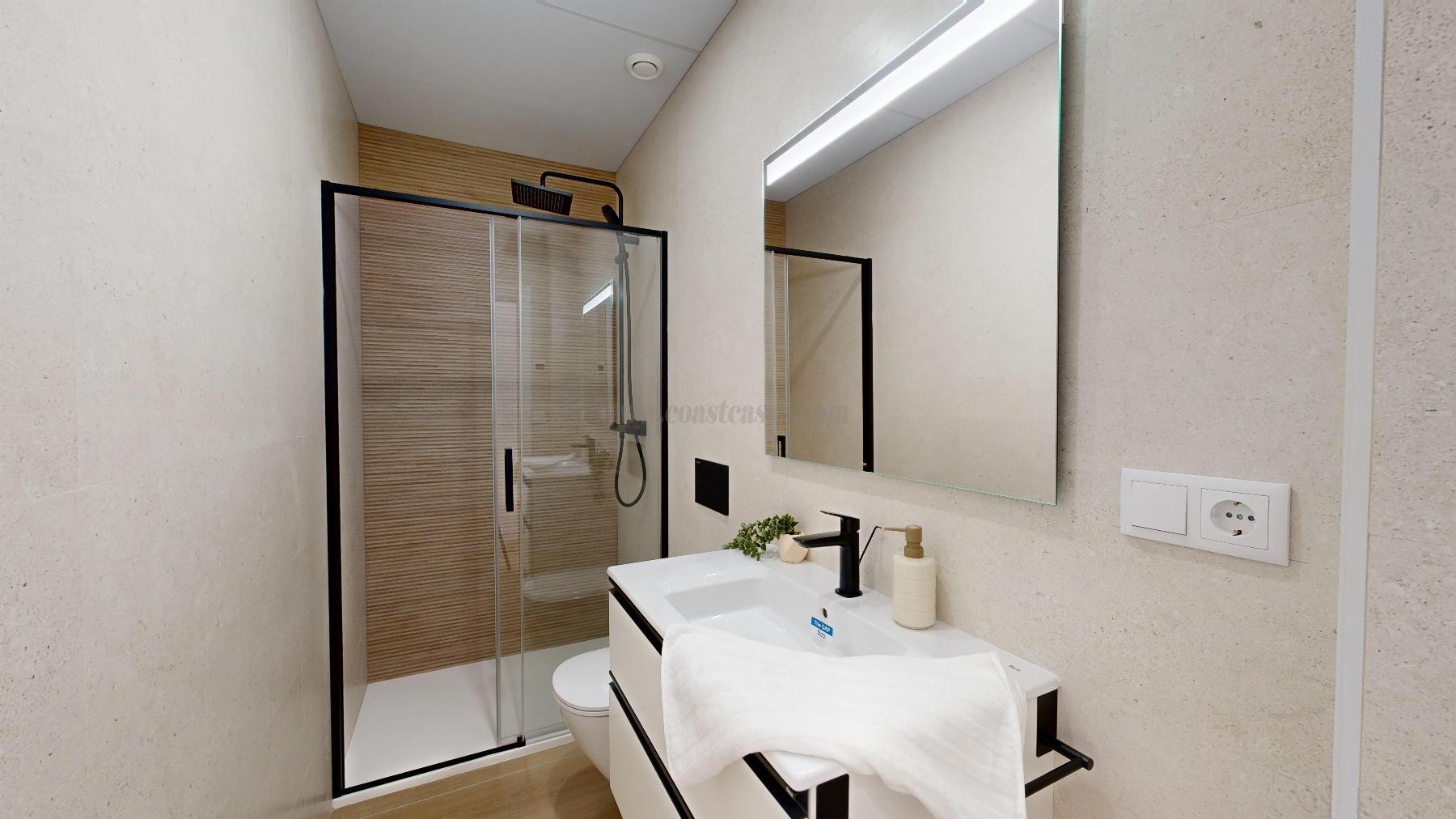 For sale of apartment in Guardamar del Segura