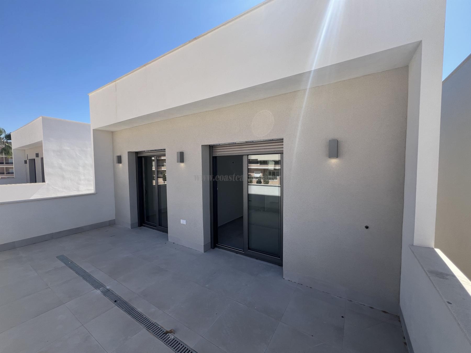 For sale of chalet in Orihuela Costa