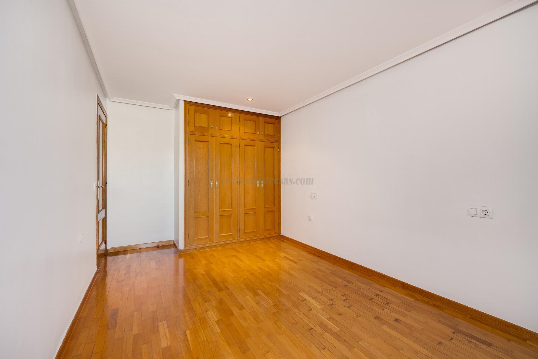 Zu verkaufen von appartement in
 Torrevieja