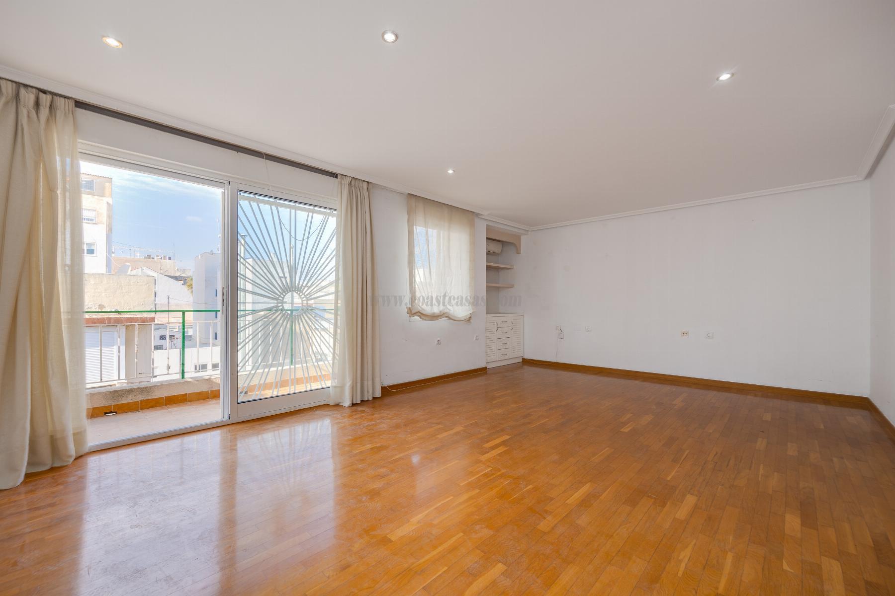 Zu verkaufen von appartement in
 Torrevieja