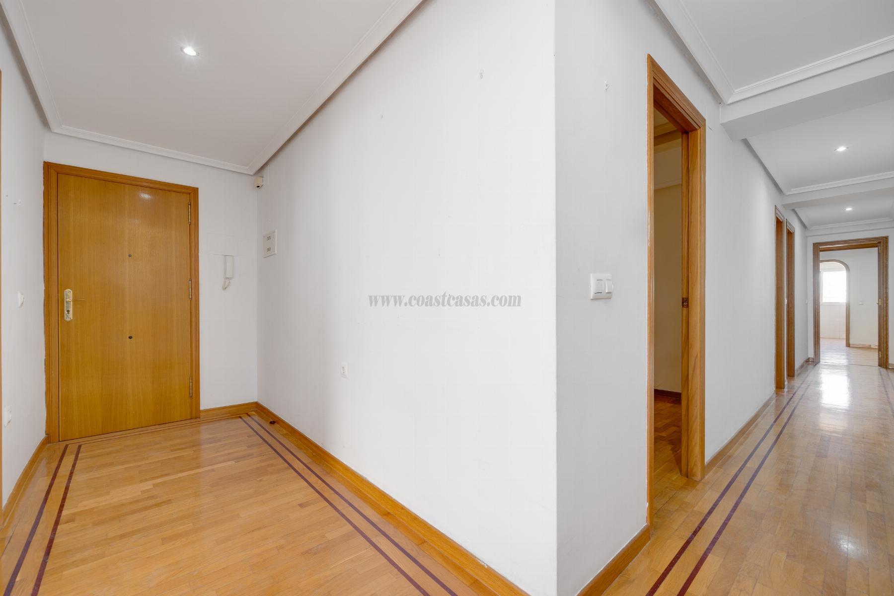 Zu verkaufen von appartement in
 Torrevieja