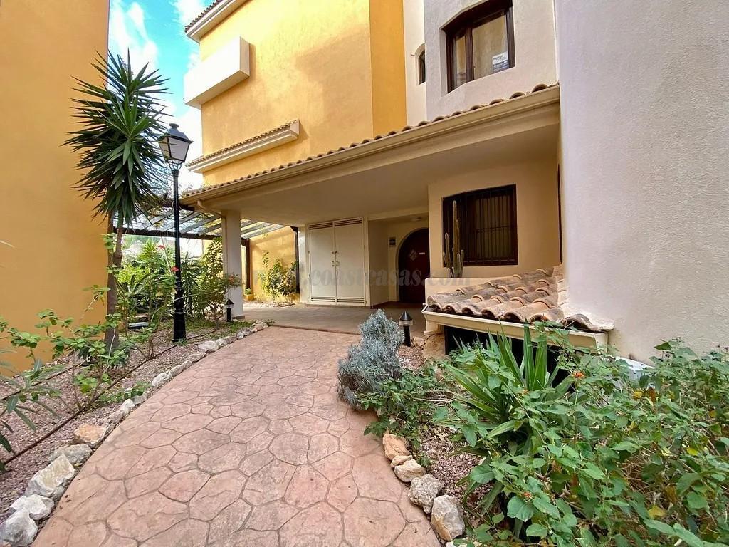 For sale of apartment in Orihuela Costa