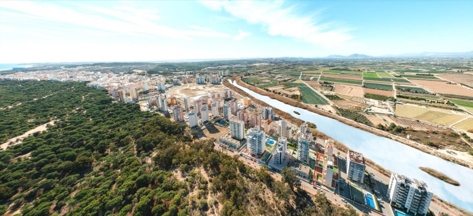 For sale of apartment in Guardamar del Segura