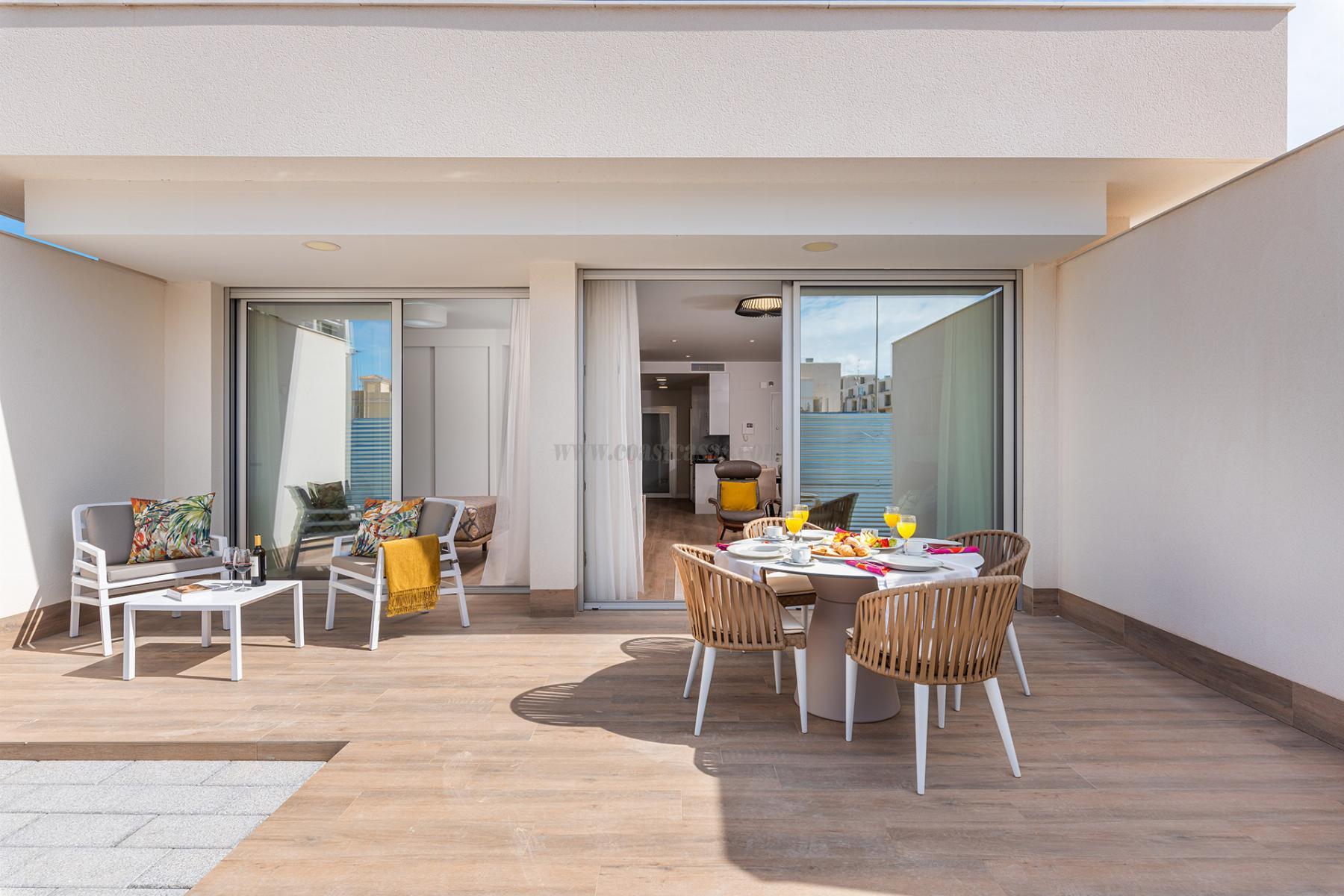 For sale of penthouse in Orihuela Costa
