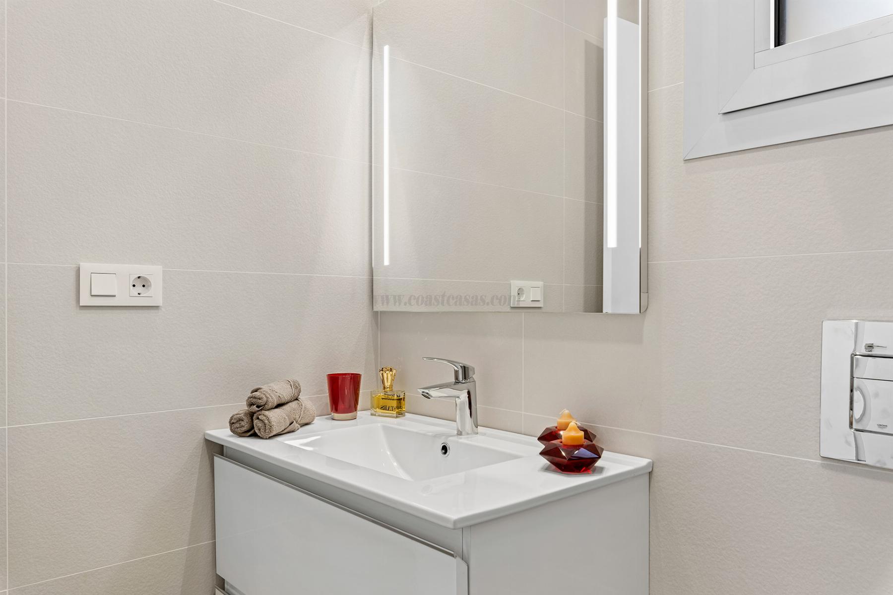 For sale of penthouse in Orihuela Costa