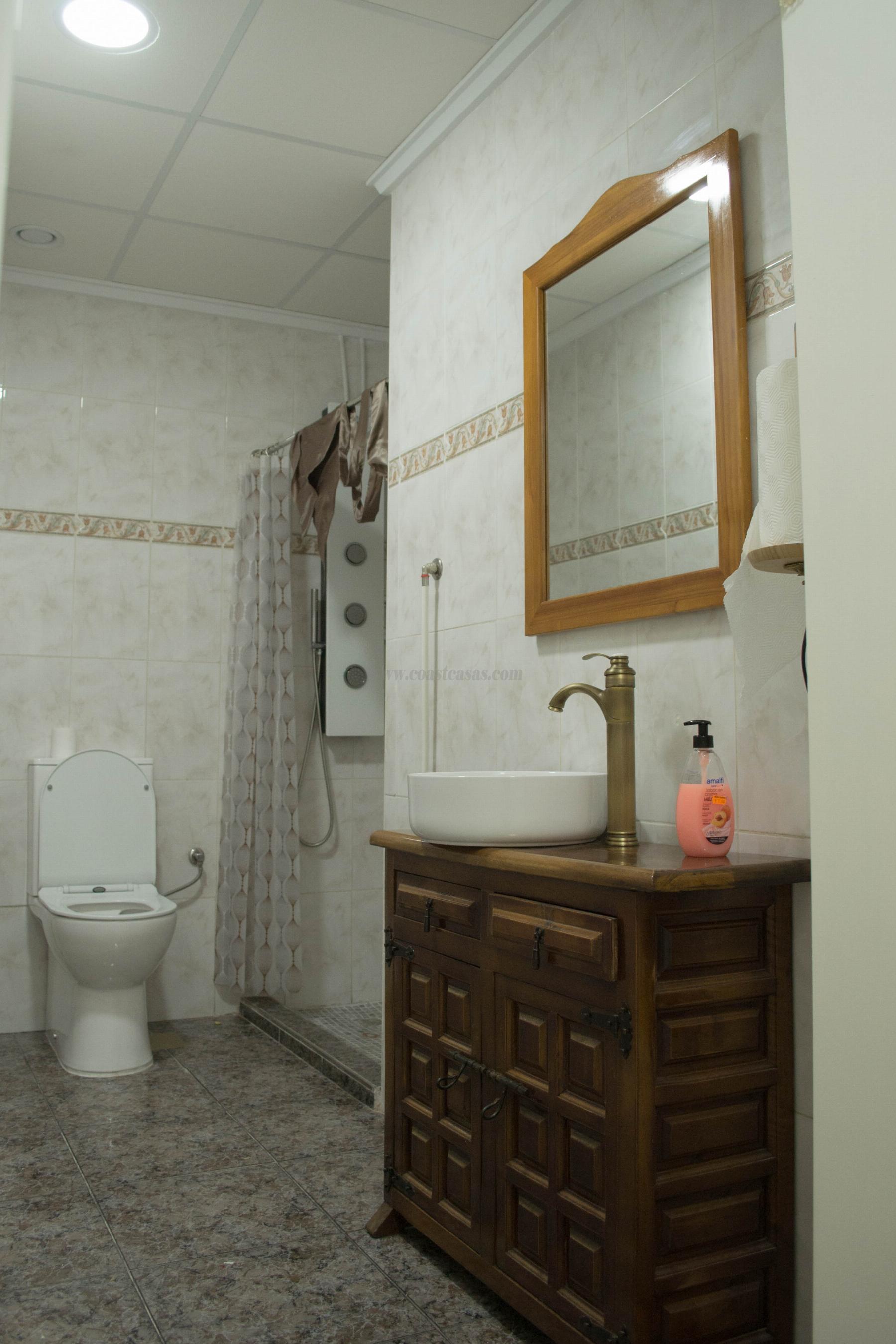 For sale of commercial in Torrevieja