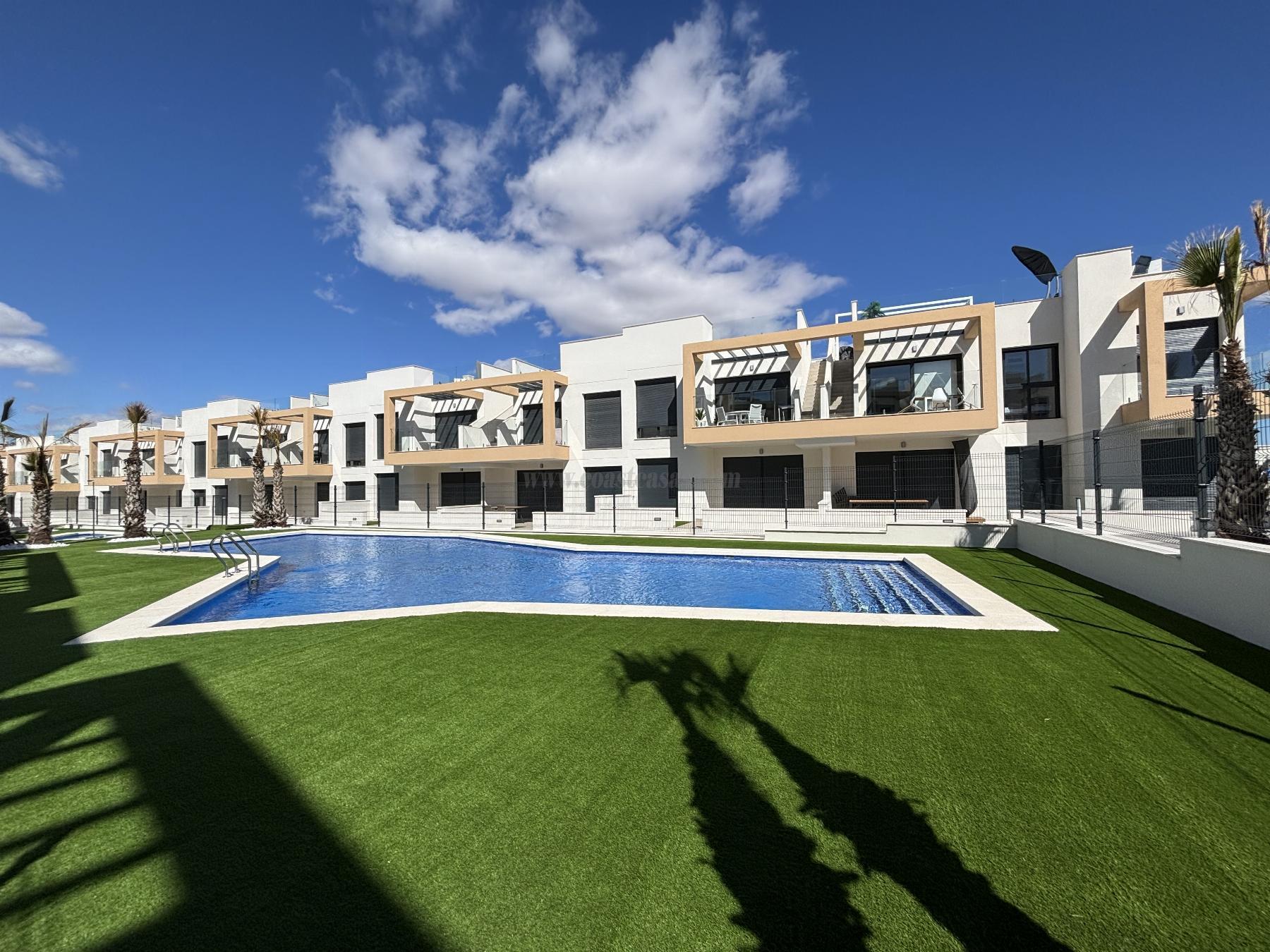 For sale of apartment in Orihuela Costa