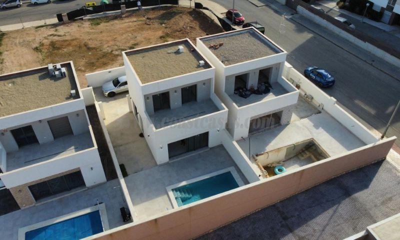 For sale of villa in Orihuela Costa