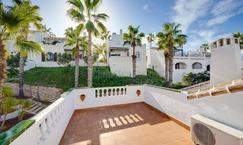 Verkoop van villa in Orihuela Costa