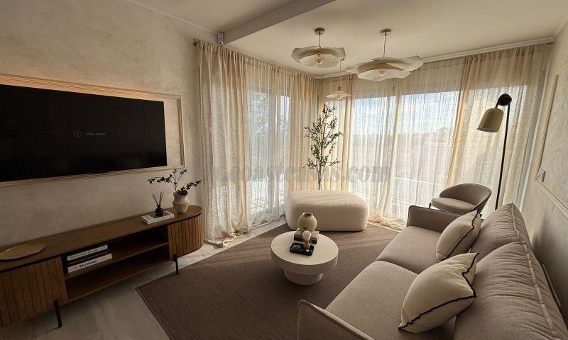 For sale of villa in Orihuela Costa