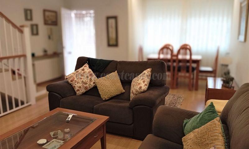 For sale of chalet in Elche