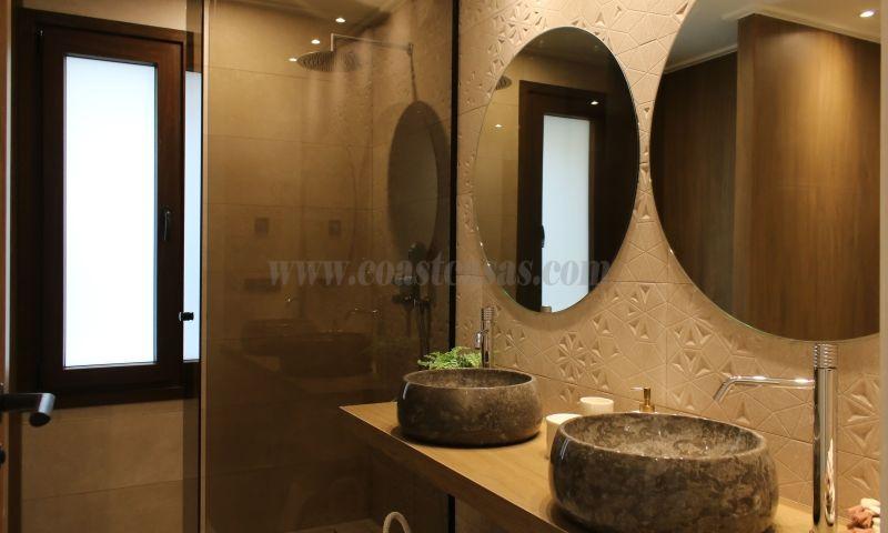 For sale of villa in 