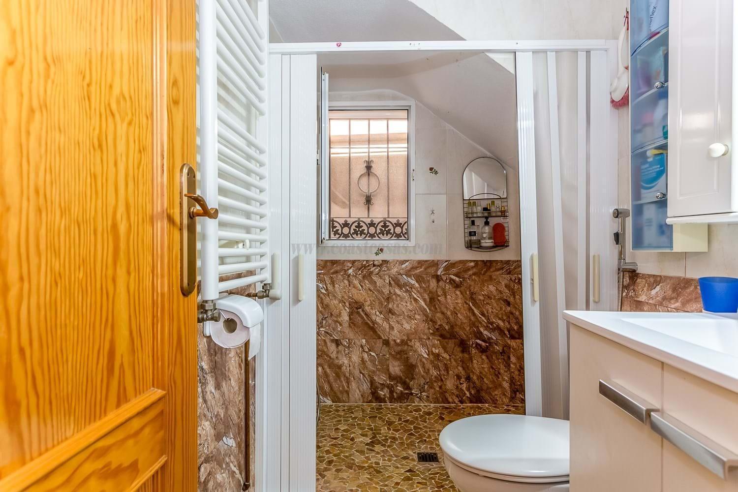 For sale of chalet in Orihuela Costa