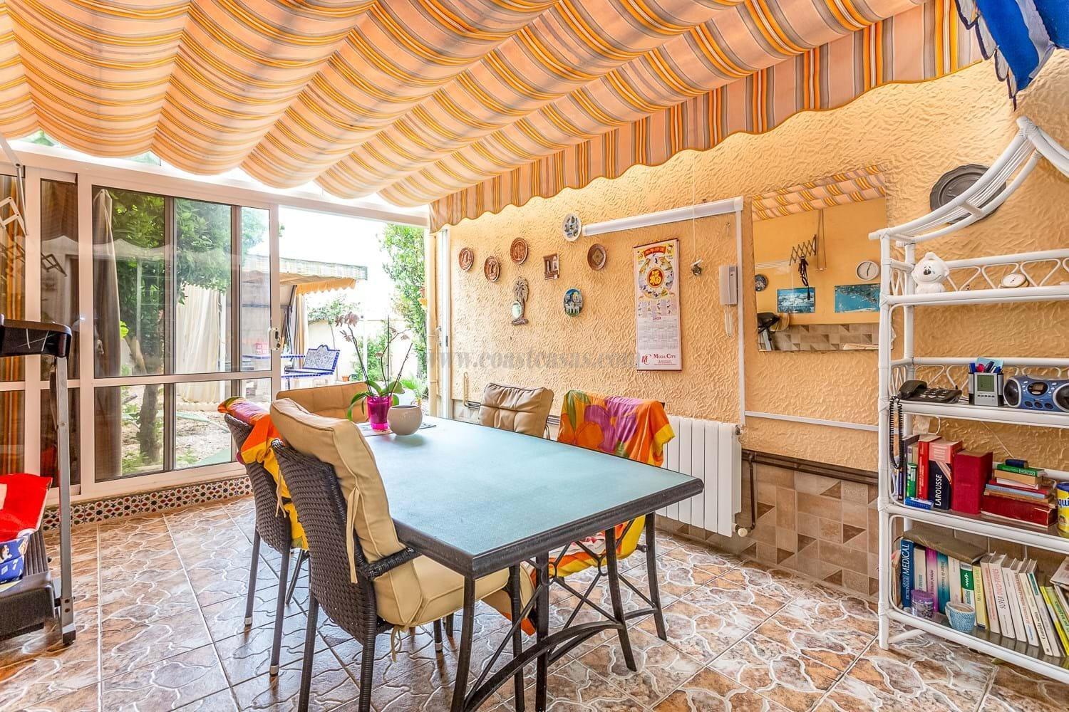 For sale of chalet in Orihuela Costa