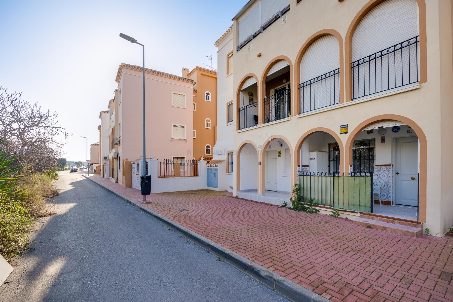 For sale of bungalow in Torrevieja