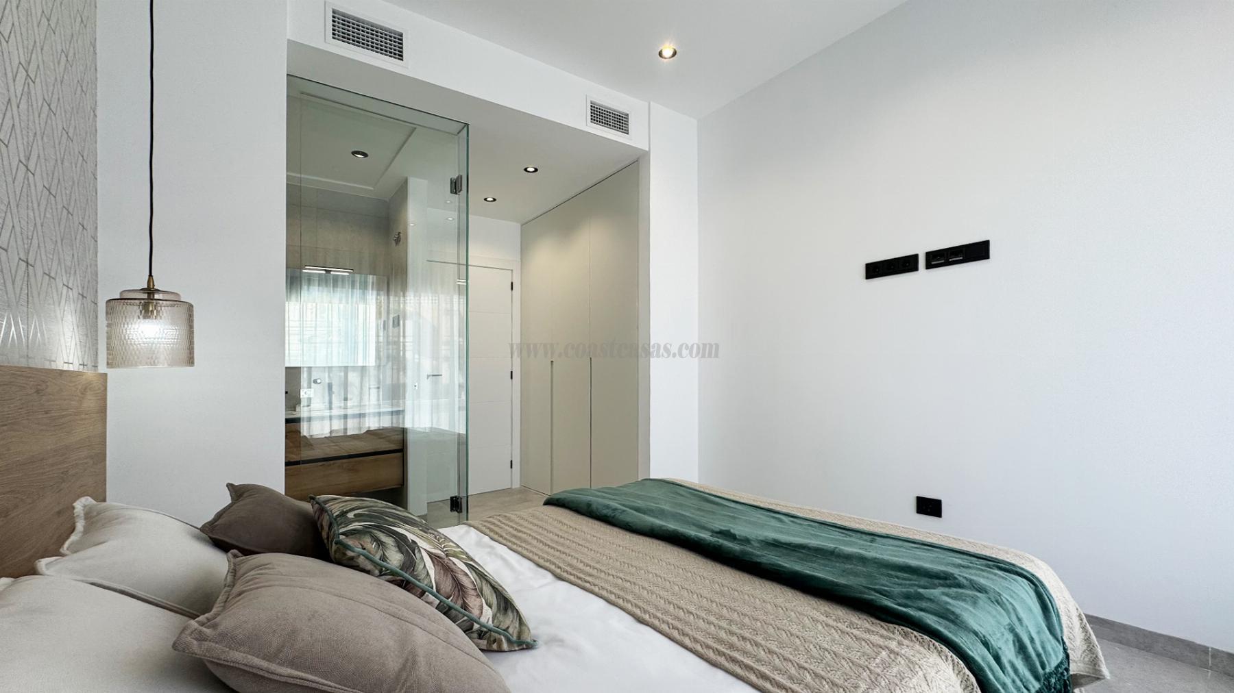 For sale of chalet in San Miguel de Salinas