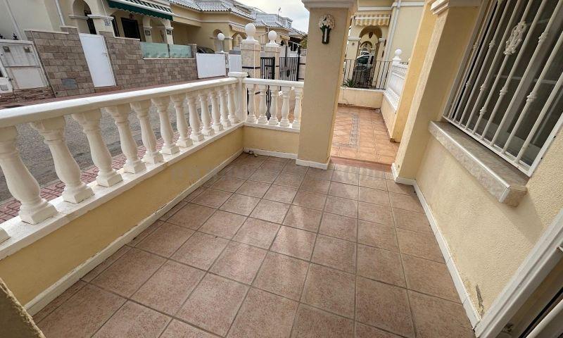 For sale of chalet in Torrevieja