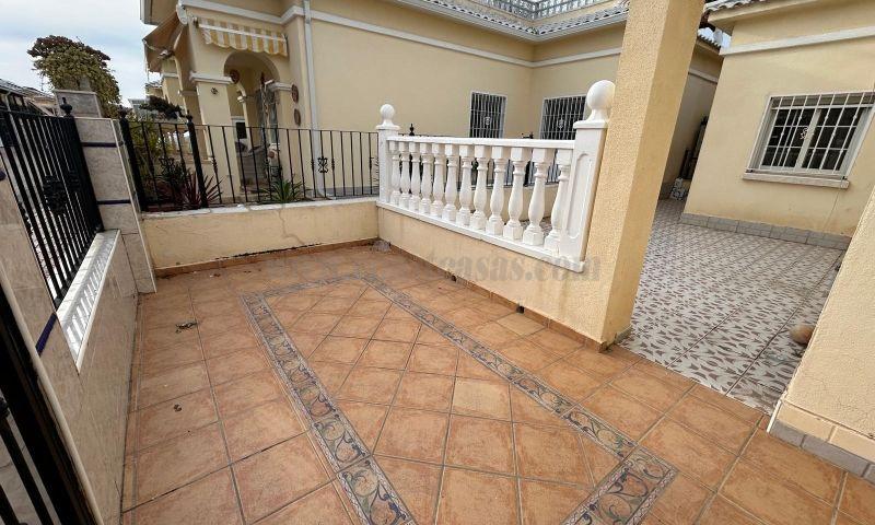 For sale of chalet in Torrevieja