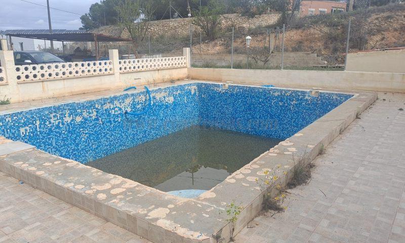 For sale of rural property in Hondón De Las Nieves