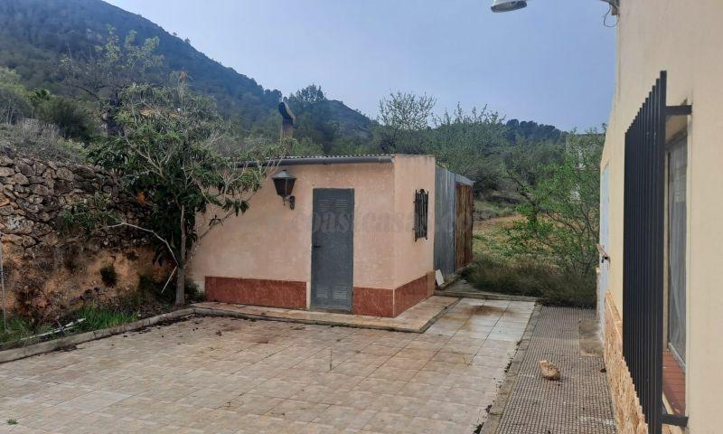 For sale of rural property in Hondón De Las Nieves