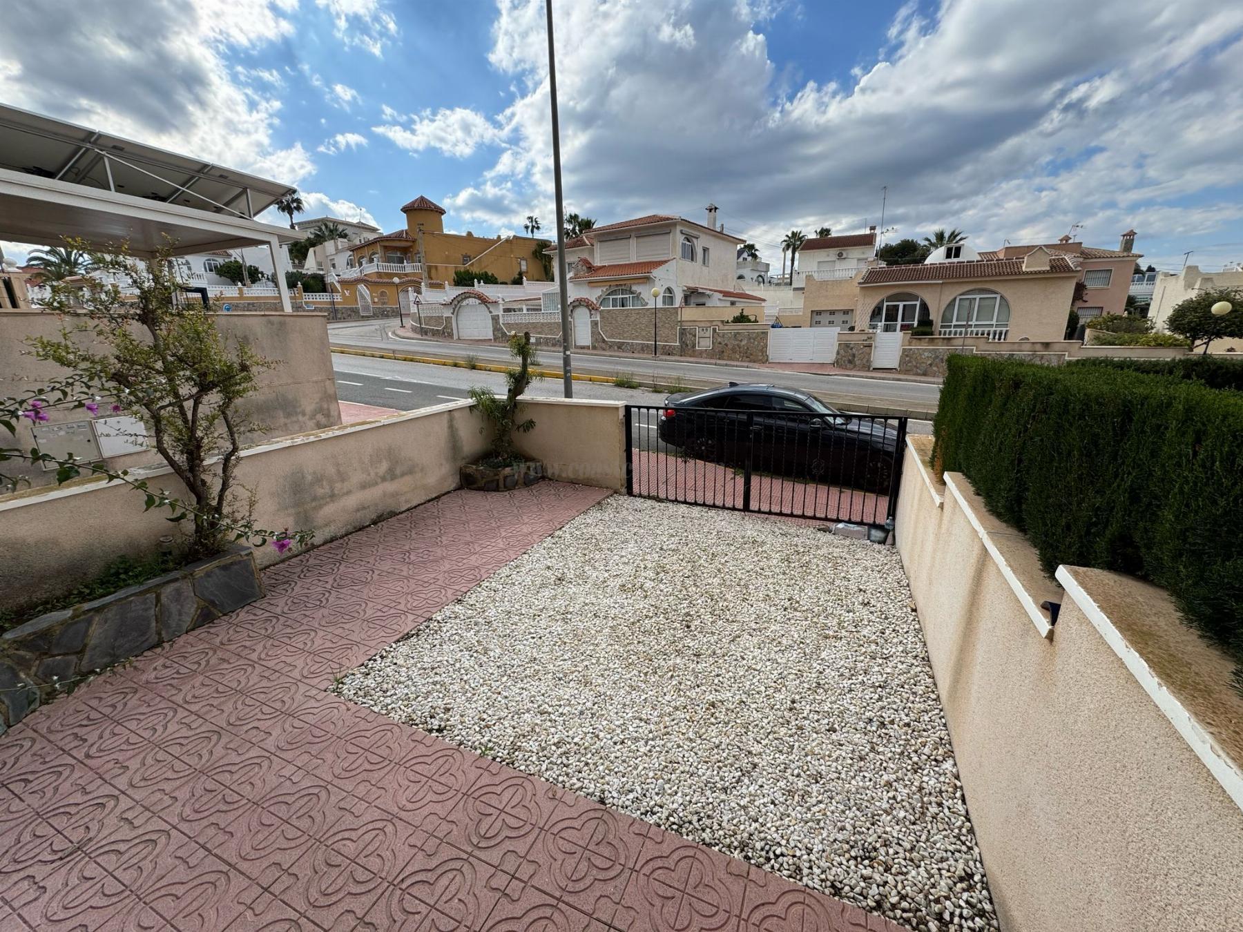 For sale of house in Orihuela Costa