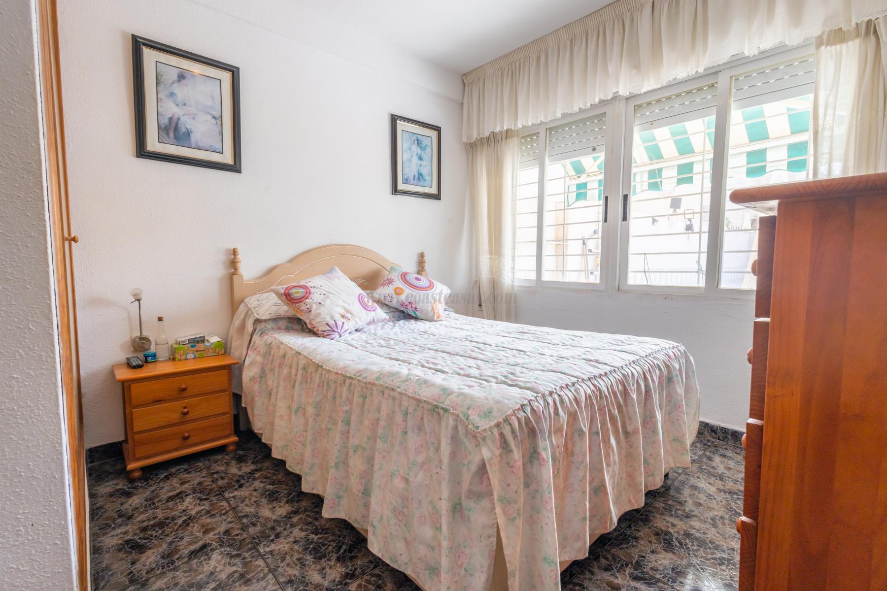 For sale of chalet in Torrevieja