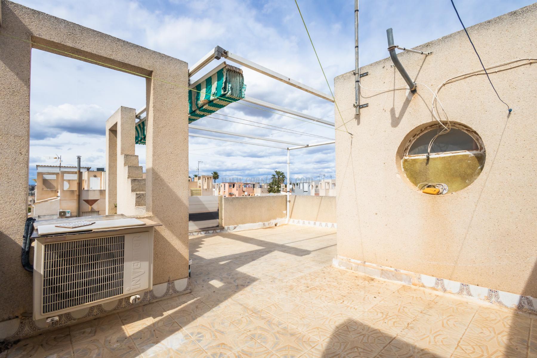 For sale of chalet in Torrevieja