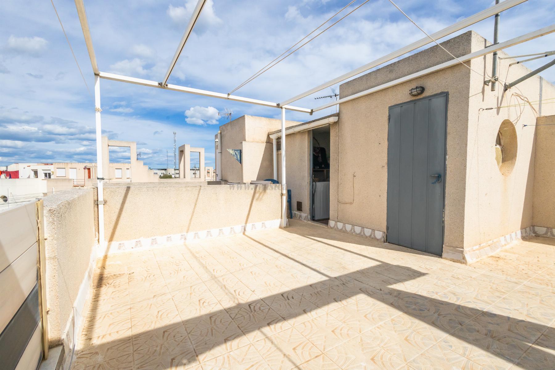 For sale of chalet in Torrevieja