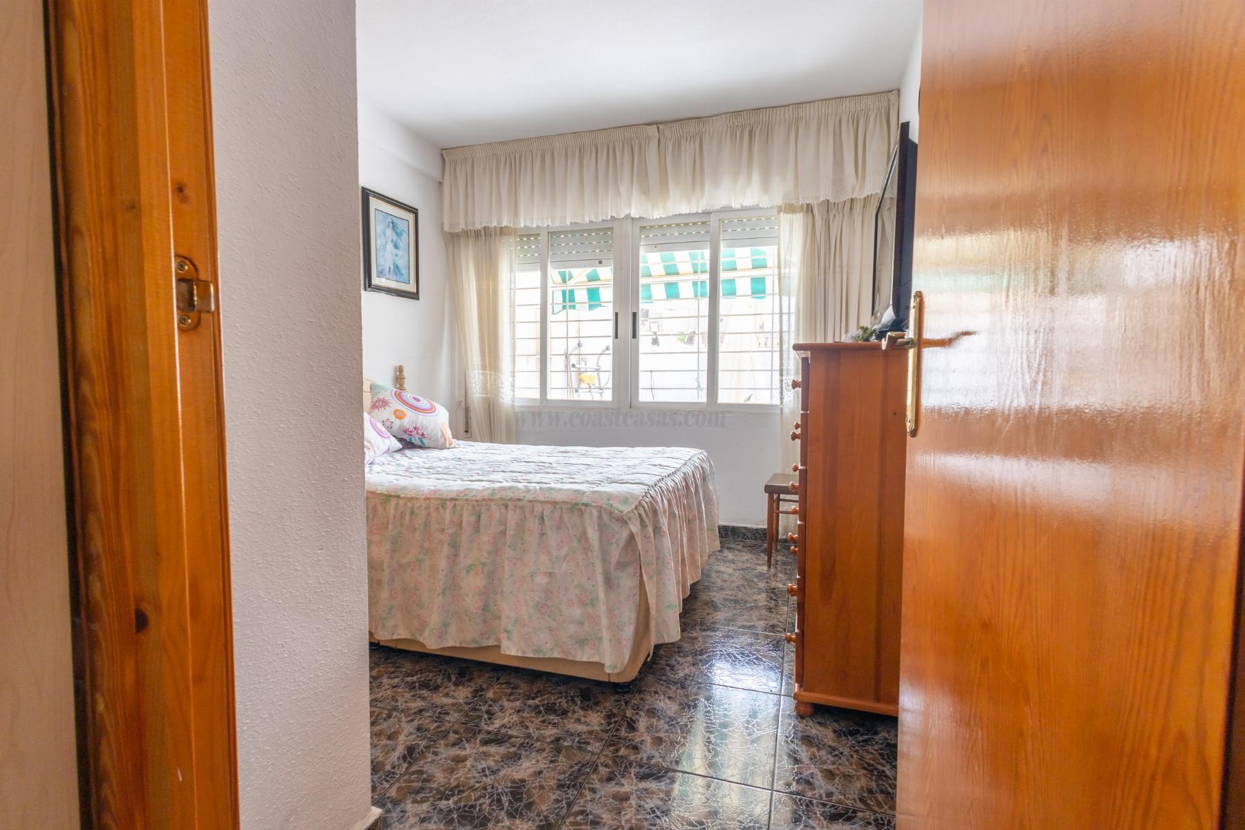 For sale of chalet in Torrevieja