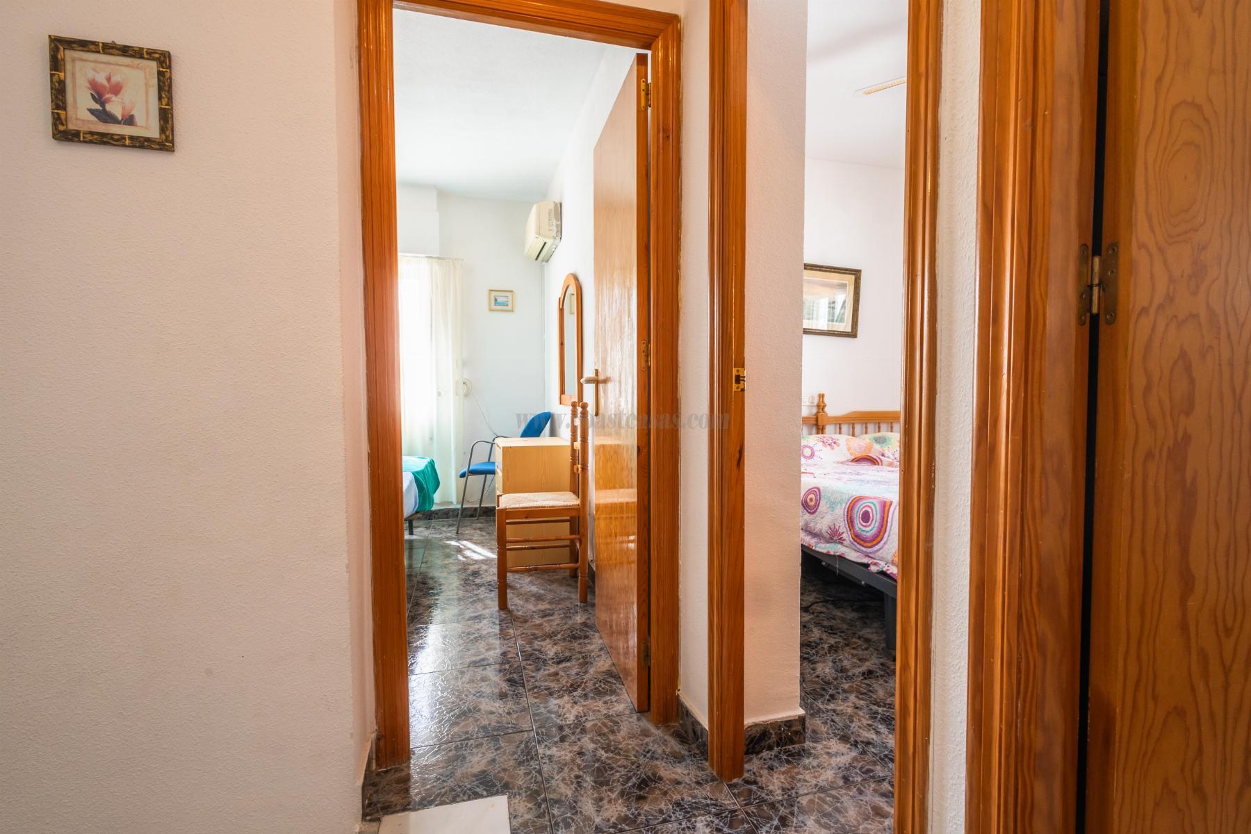 For sale of chalet in Torrevieja
