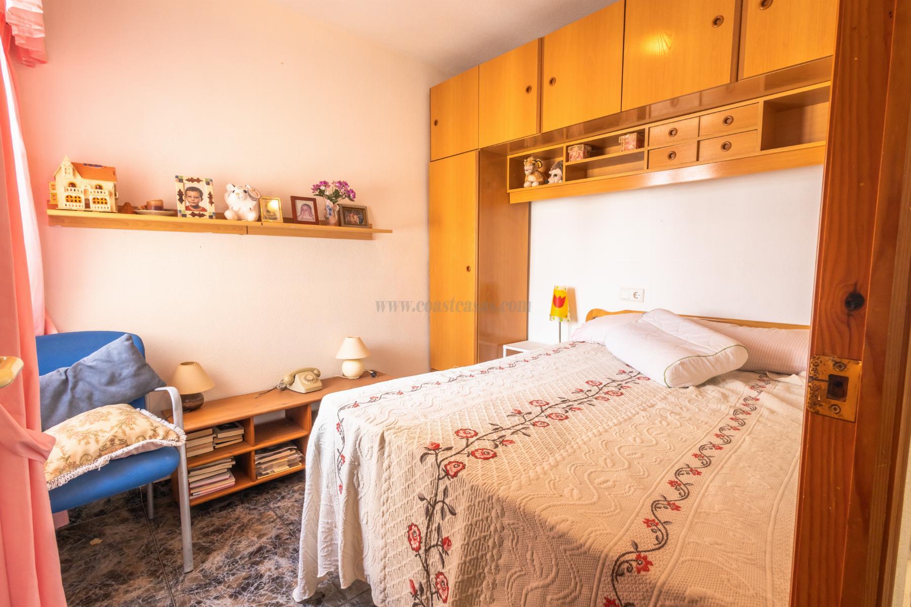 For sale of chalet in Torrevieja