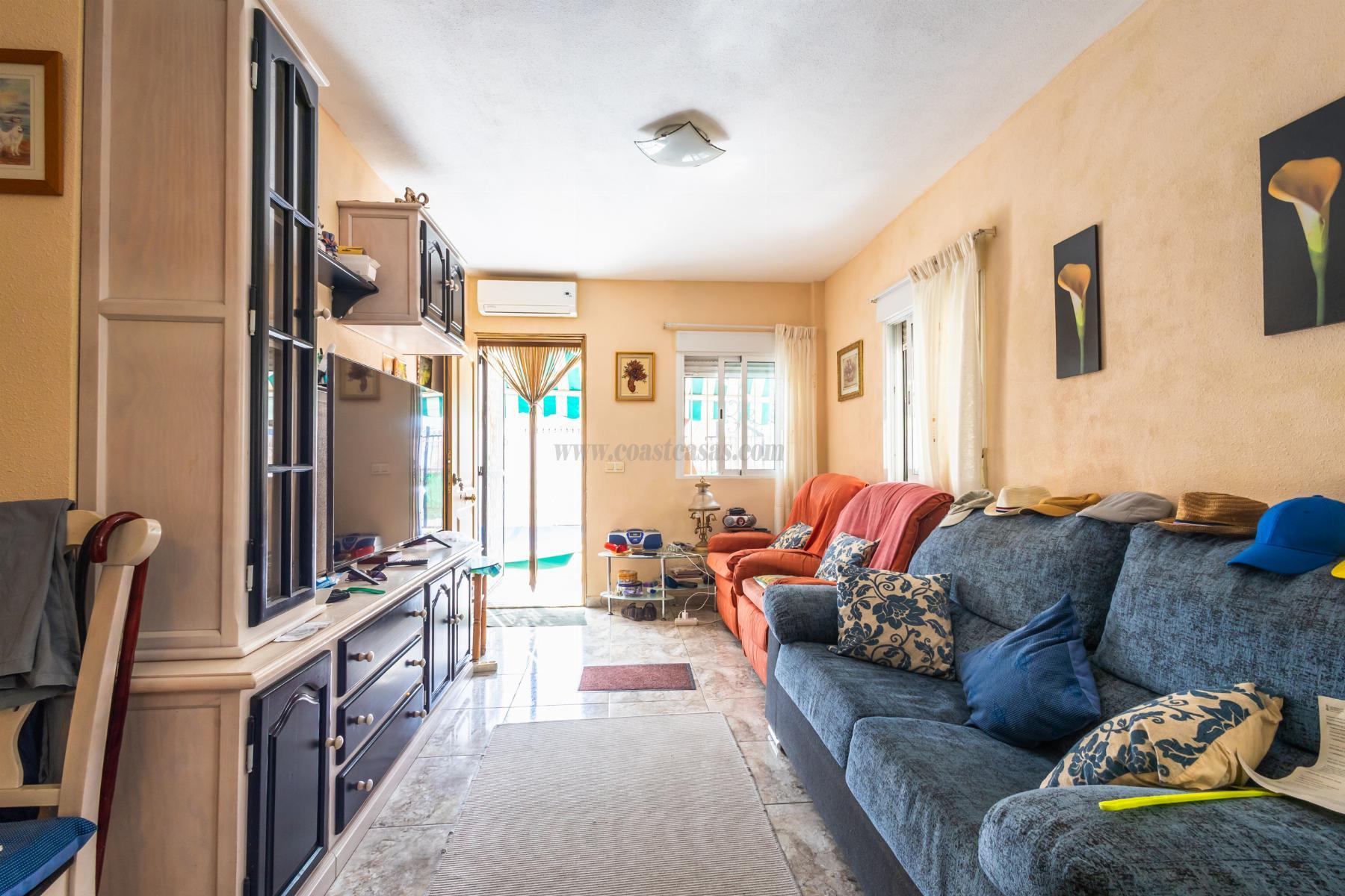 For sale of chalet in Torrevieja