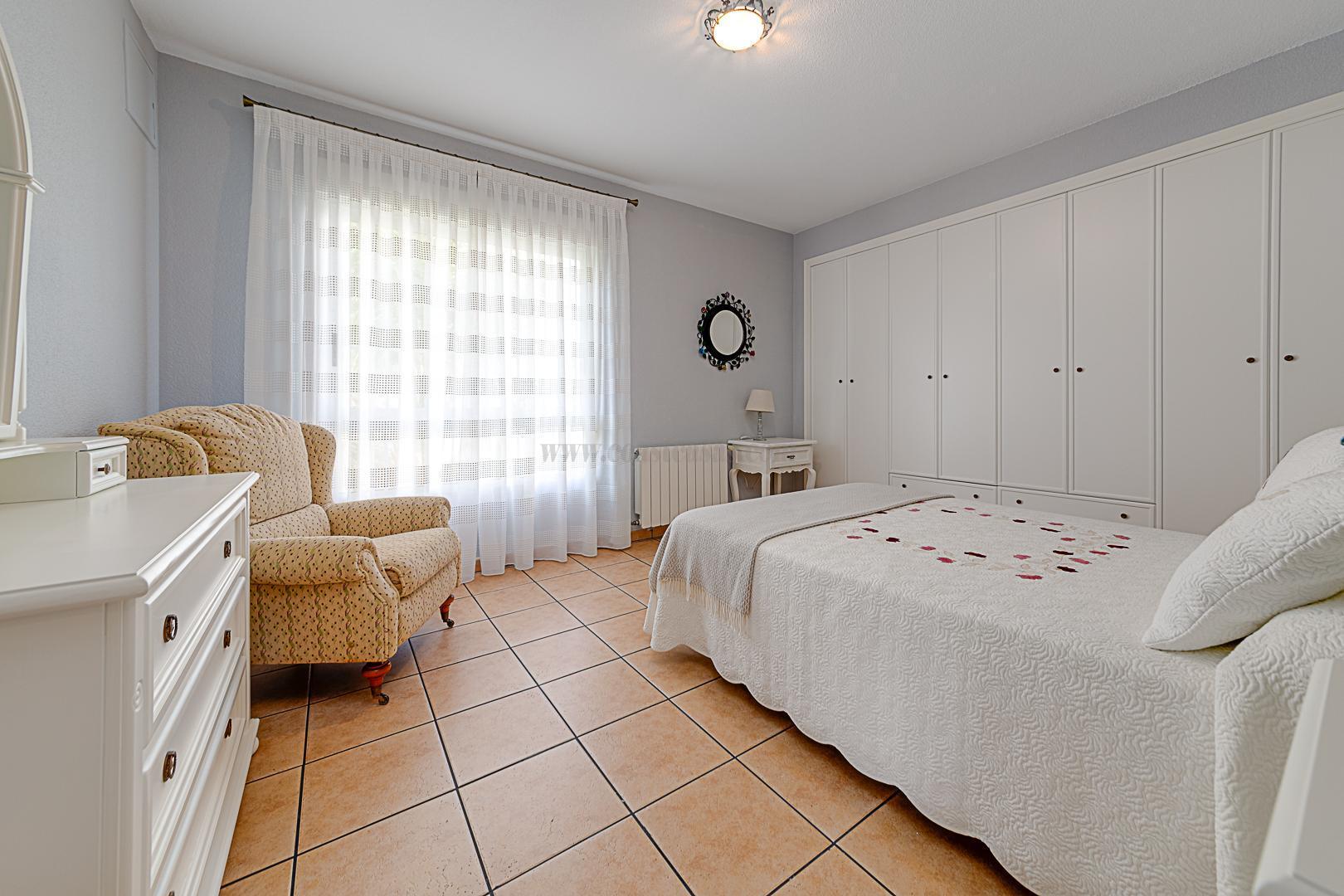 For sale of chalet in Torrevieja