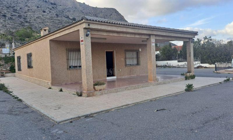 For sale of villa in Hondón De Las Nieves