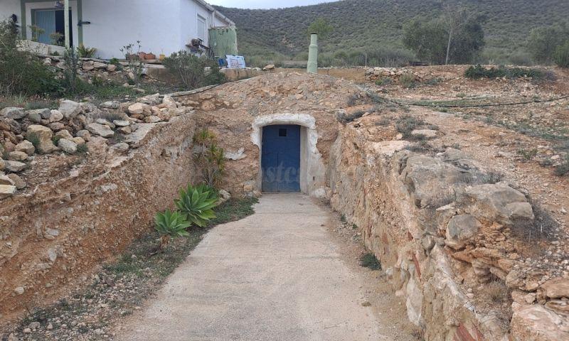 For sale of rural property in Hondón De Las Nieves